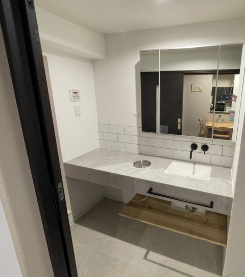 東京都江東区 分譲マンション 洗面カウンター工事